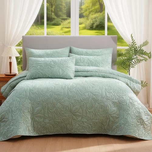 Andreannie Quilts Queen Size Bedding set Sage Green Bedspreads 3 Pieces (1 Quilt, 2 Pillow Shams) Soft Bed Summer/Fall Lightweight Breathable Bedspread Comforter Modern style Plant and Flower for All Season - Image 1