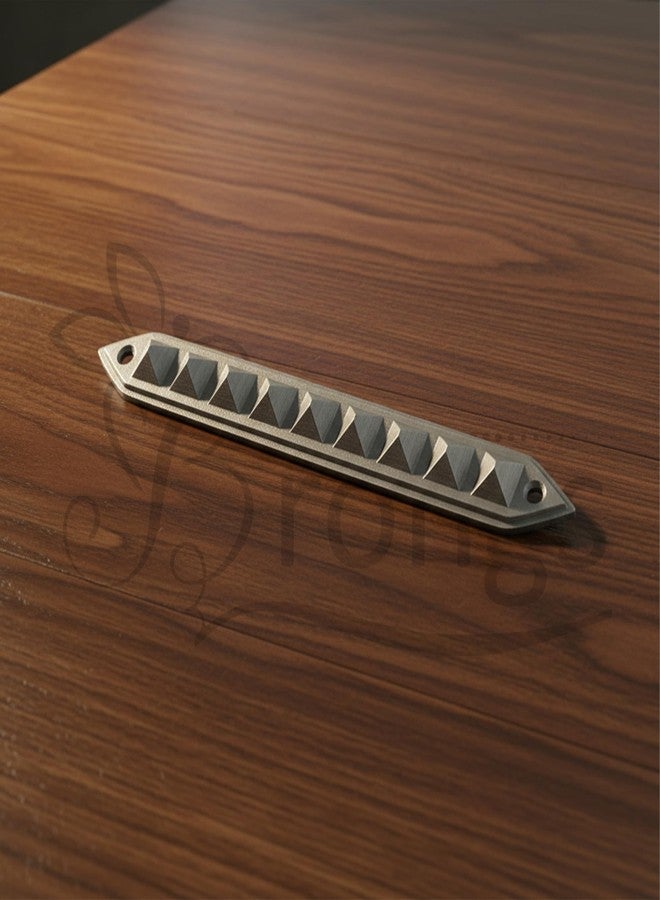 BRONGS Lead 9 Pyramid Strip |Size- 7Inch |Weight- 150gm Approx |Vastu Remedy Tool |Strip with Pyramid Design for Correcting Corner | Home & Spritual Decor | Pack of 1 - Image 4