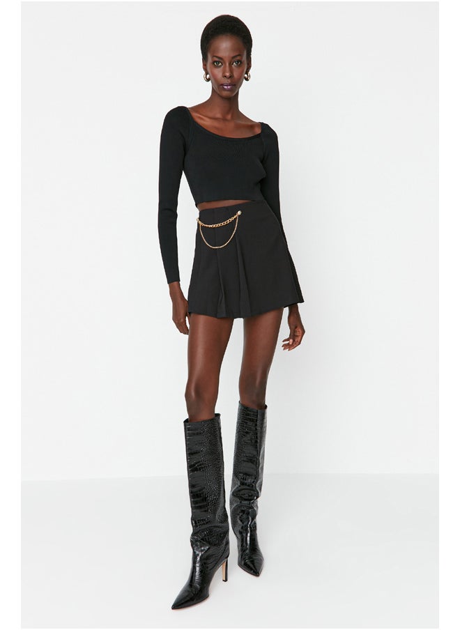 trendyol - Black Chain and Pleat Detail Woven Shorts Skirt TWOAW23SR00041 - Image 1