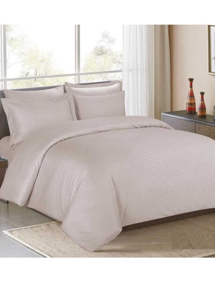 Hourse 4-Piece Striped  Hotel Comforter Set,Hotel-009B - Image 1