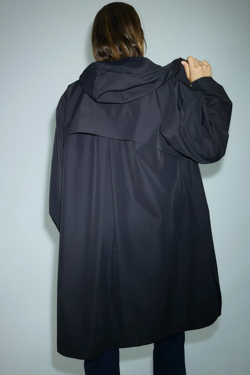 اتش اند ام معطف باركا مقاوم للمطر من نسيج ستورم موف