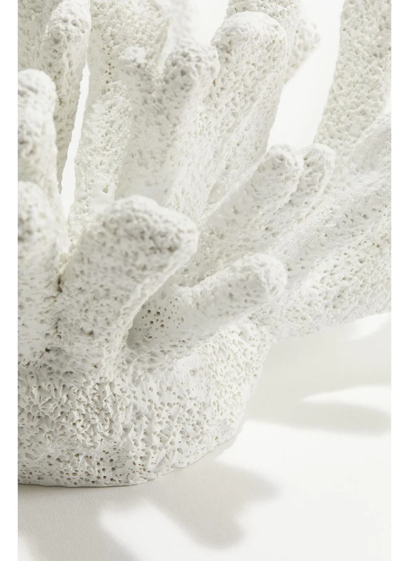 اتش اند ام Coral sculpture