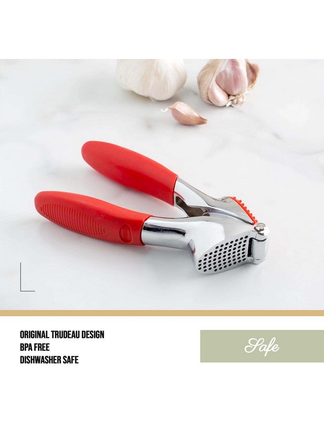 Trudeau معصرة الثوم من ترودو - كسارة ثوم سهلة الاستخدام مع مساعد تنظيف مدمج، غرفة ثوم كبيرة، مقبض مريح مريح، خالية من BPA وآمنة في غسالة الصحون - تحضير الوجبات بسرعة وسهولة - Image 5