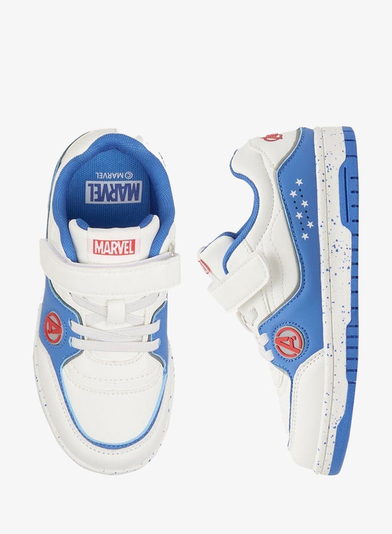 مارفل سنيكرز أولاد أفينجرز بشعار لاصق وإغلاق فيلكرو - Image 3