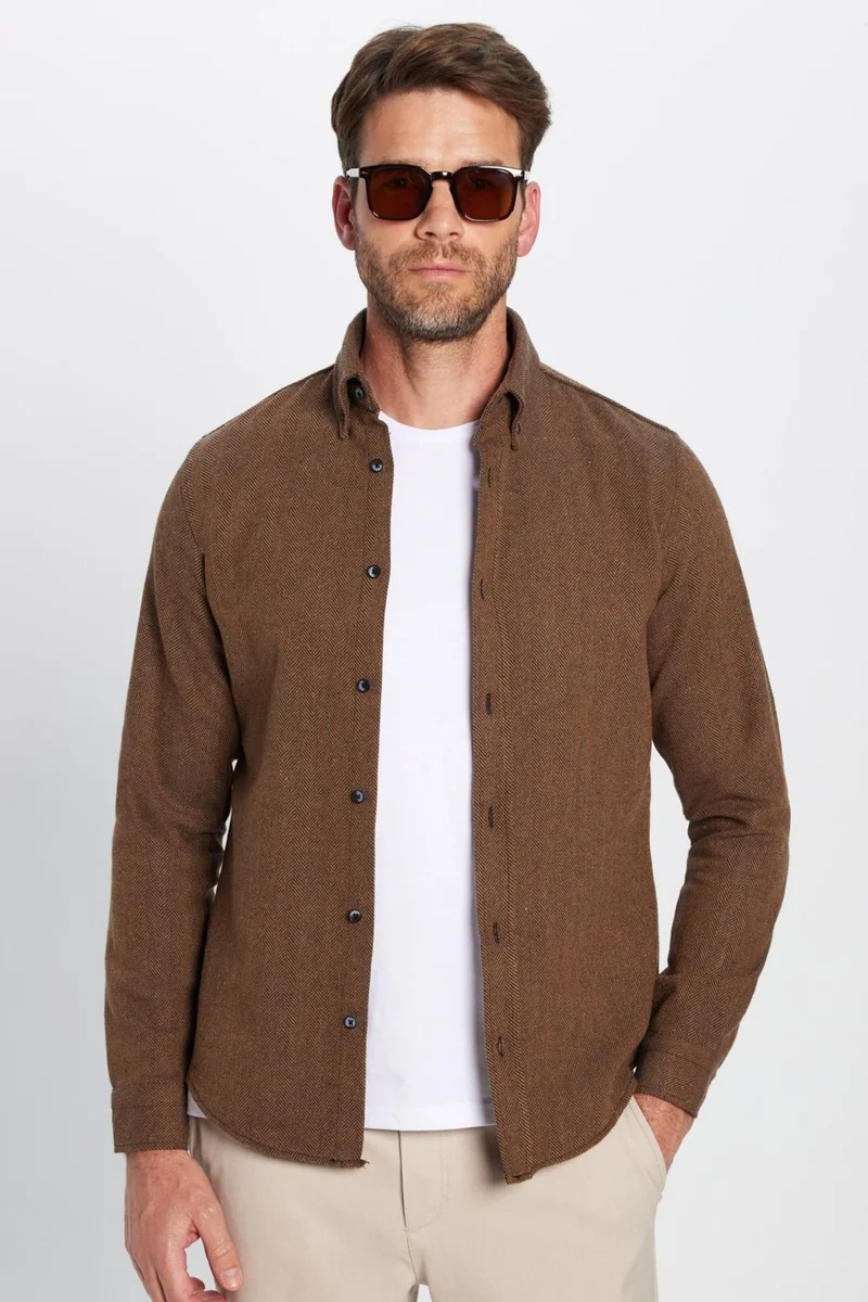 Tudors Men's Slim Fit Slim Fit Lumberjack Brown Button-down Collar Plain Winter Shirt