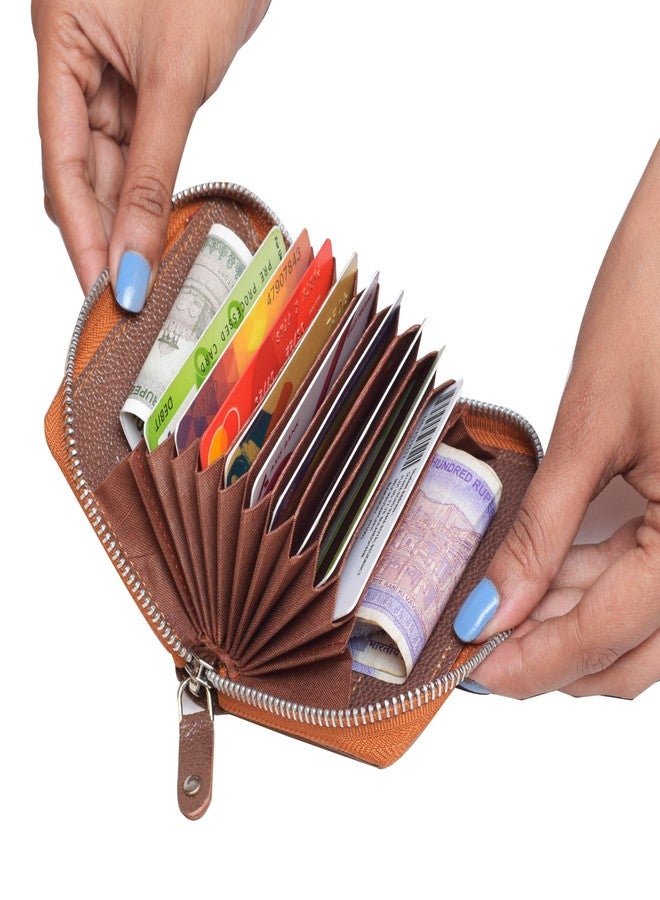 ABYS محفظة بطاقات من الجلد الطبيعي من ABYS، بلون بني فاتح، مزودة بتقنية الحماية من تقنية RFID، للرجال والنساء (IN201TN) - Image 5