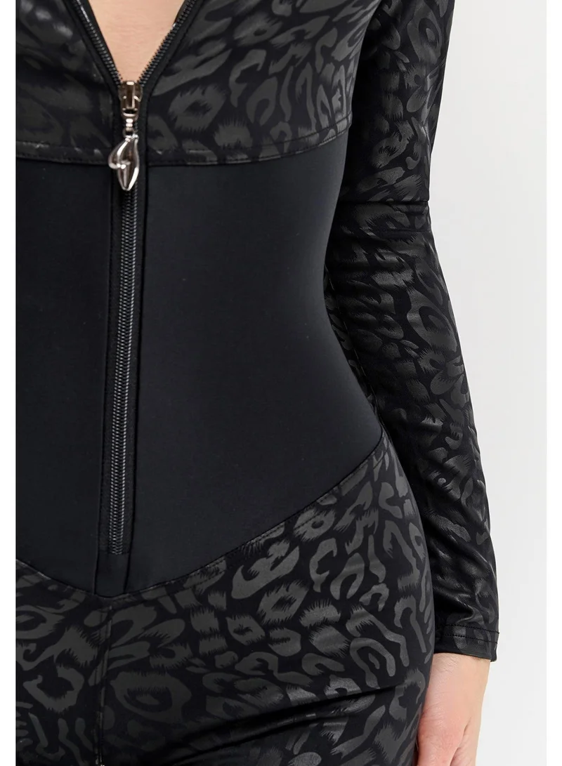 Bona Fide Arcana Syndicate Base Black Panthera Arcana Syndicate Base Panthera Long Sleeve Gym Jumpsuit for Women for Women | Best Price UAE