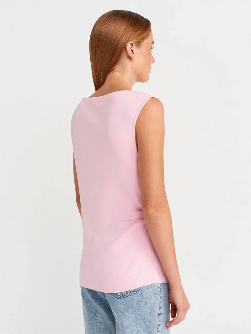 ديلفين DILVIN Sleeveless Boat Neck Knit Blouse