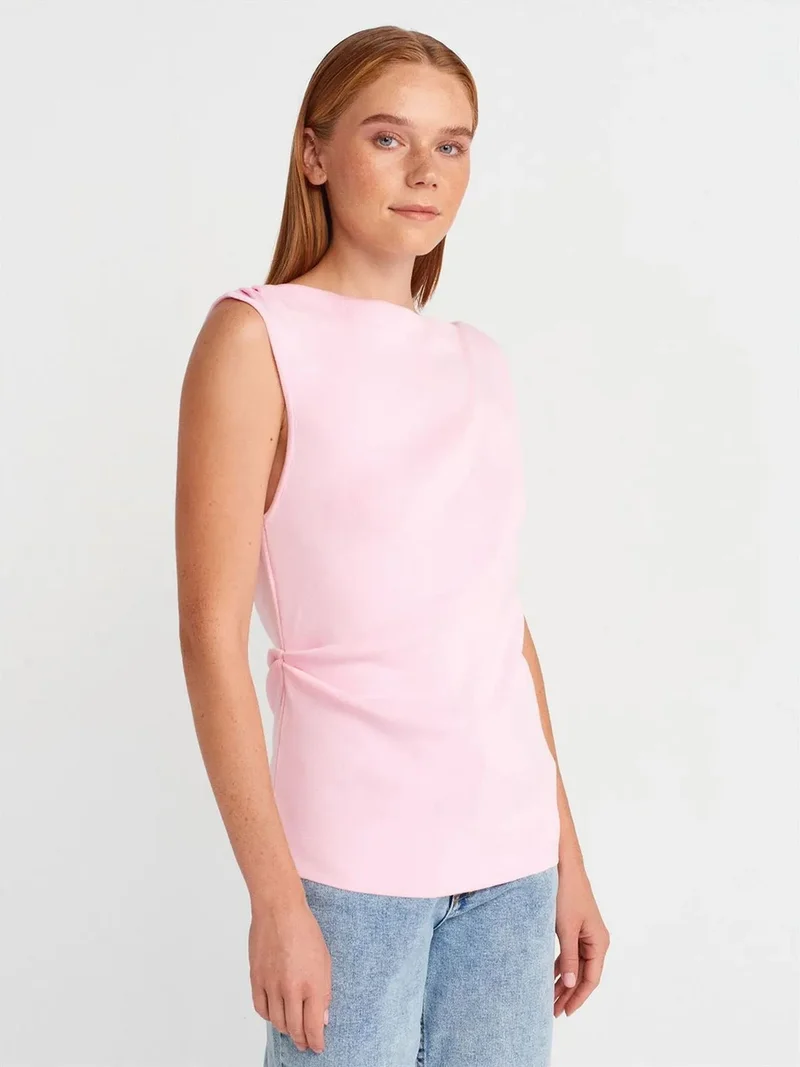 ديلفين DILVIN Sleeveless Boat Neck Knit Blouse