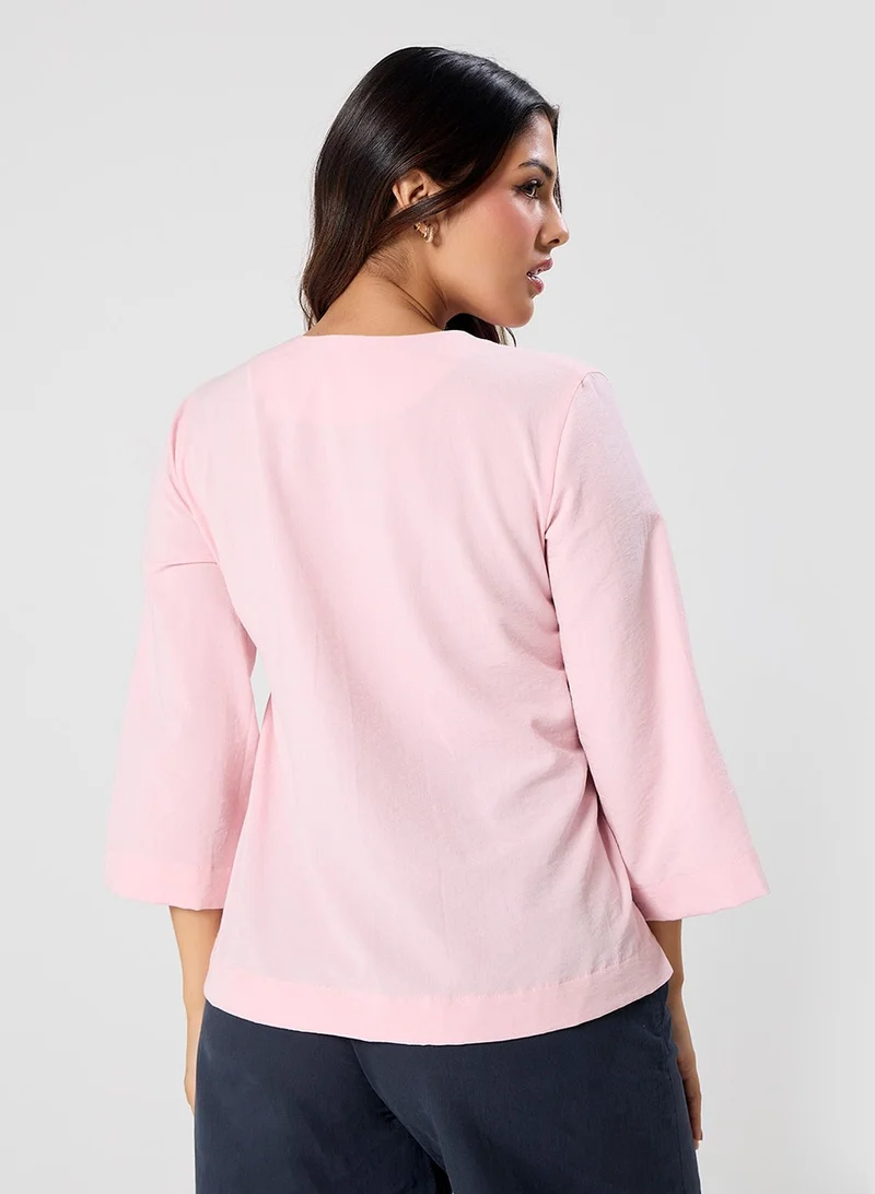 Zigzag Wrap Around Vneck Top