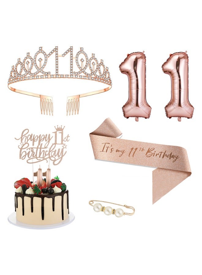 زينة عيد الميلاد الحادي عشر للفتيات، بما في ذلك غطاء كعكة عيد ميلاد لفتاة تبلغ من العمر 11 عامًا، وشاح ملكة عيد الميلاد مع دبوس من اللؤلؤ، تاج من أحجار الراين الجميلة، مجموعة شموع وبالونات مرقمة، لون ذهبي وردي - Image 1