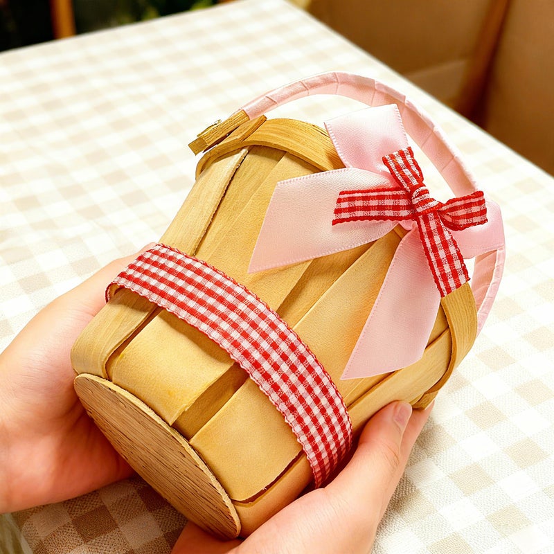 MEYAGO 10 Pcs Mini Wooden Apple Baskets Bulk 4 x 5.1 Inch Bushel Baskets with Handle for Gifts, Farmers Market, Fall Picnic, Garden Picking, Fruit Strawberry Flowers Crafts, Home Wedding Party Decor - Image 4
