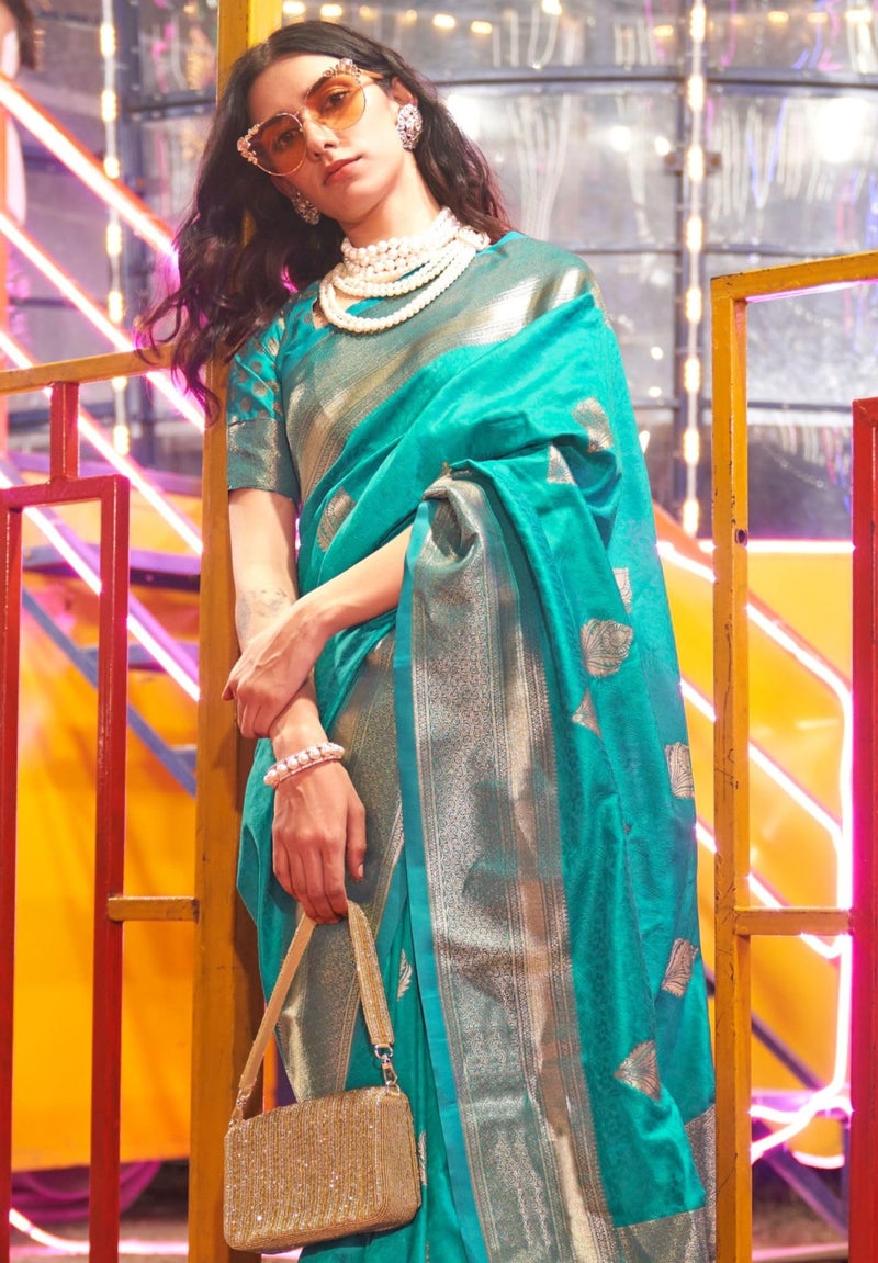 SGF11 Women's Kanjivaram Pure Soft Silk Saree For Women Pure Golden Zari With Blouse Piece (Sea Blue) - Image 4
