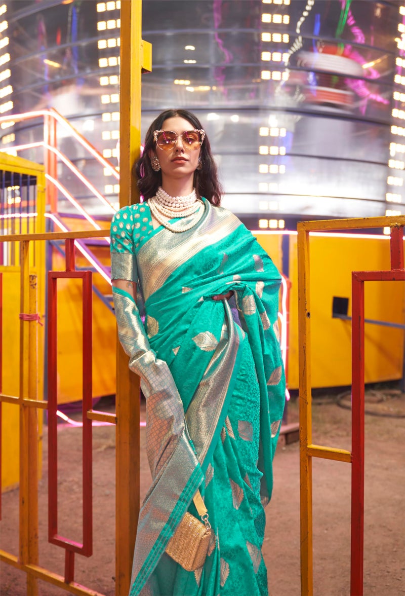 SGF11 Women's Kanjivaram Pure Soft Silk Saree For Women Pure Golden Zari With Blouse Piece (Sea Blue) - Image 3