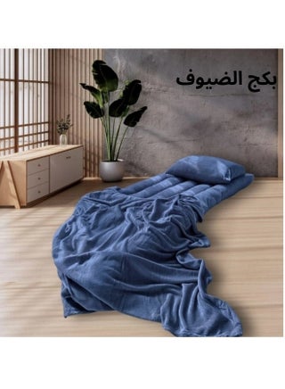 أزرق غامق