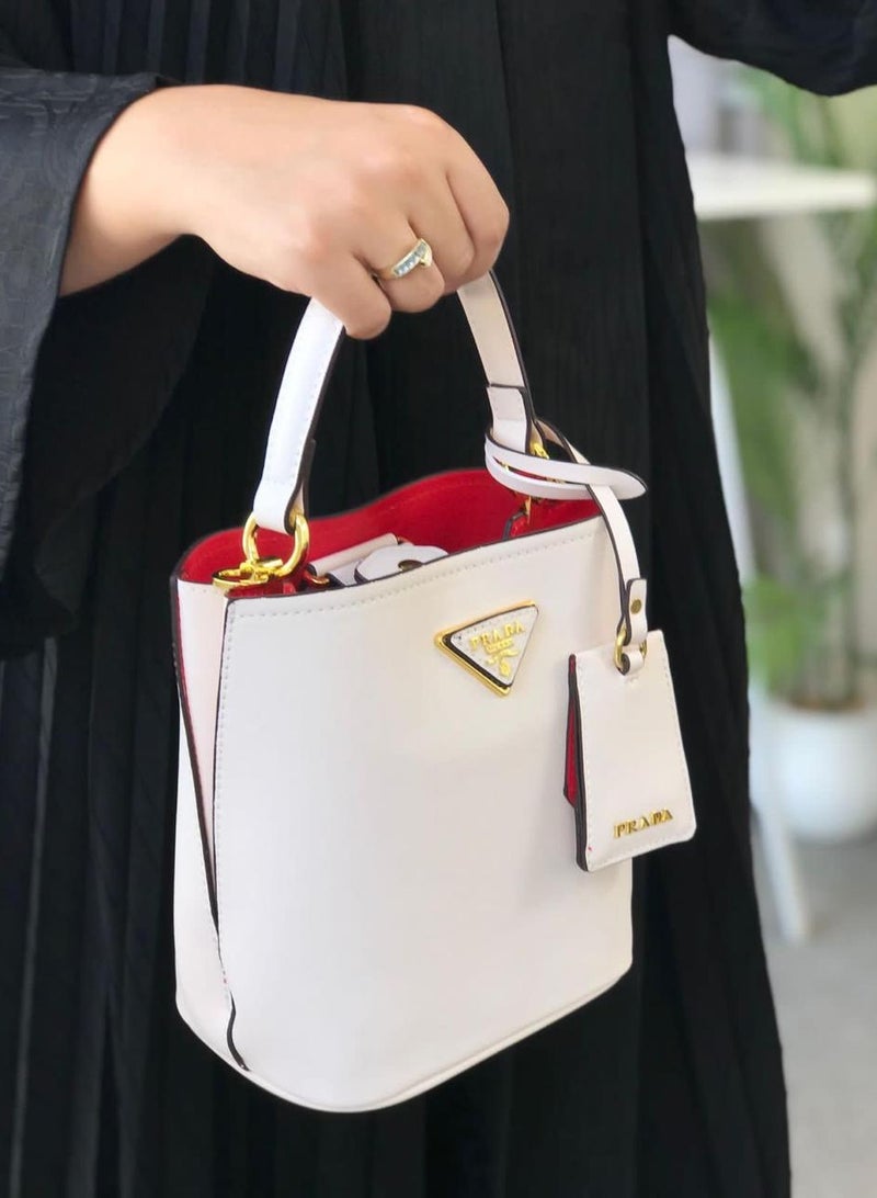 Elegant women's bag, high quality brand, with handle