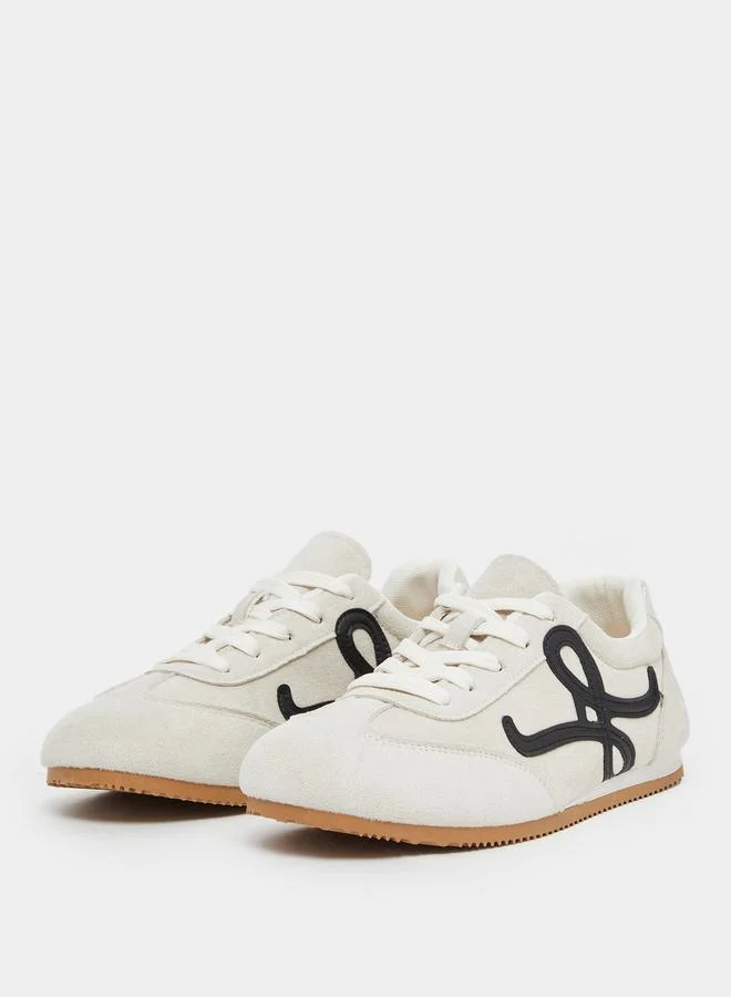 ستايلي Styli Retro lace up sneaker