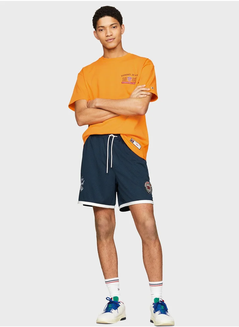 TOMMY JEANS Logo Crew Neck T-Shirt