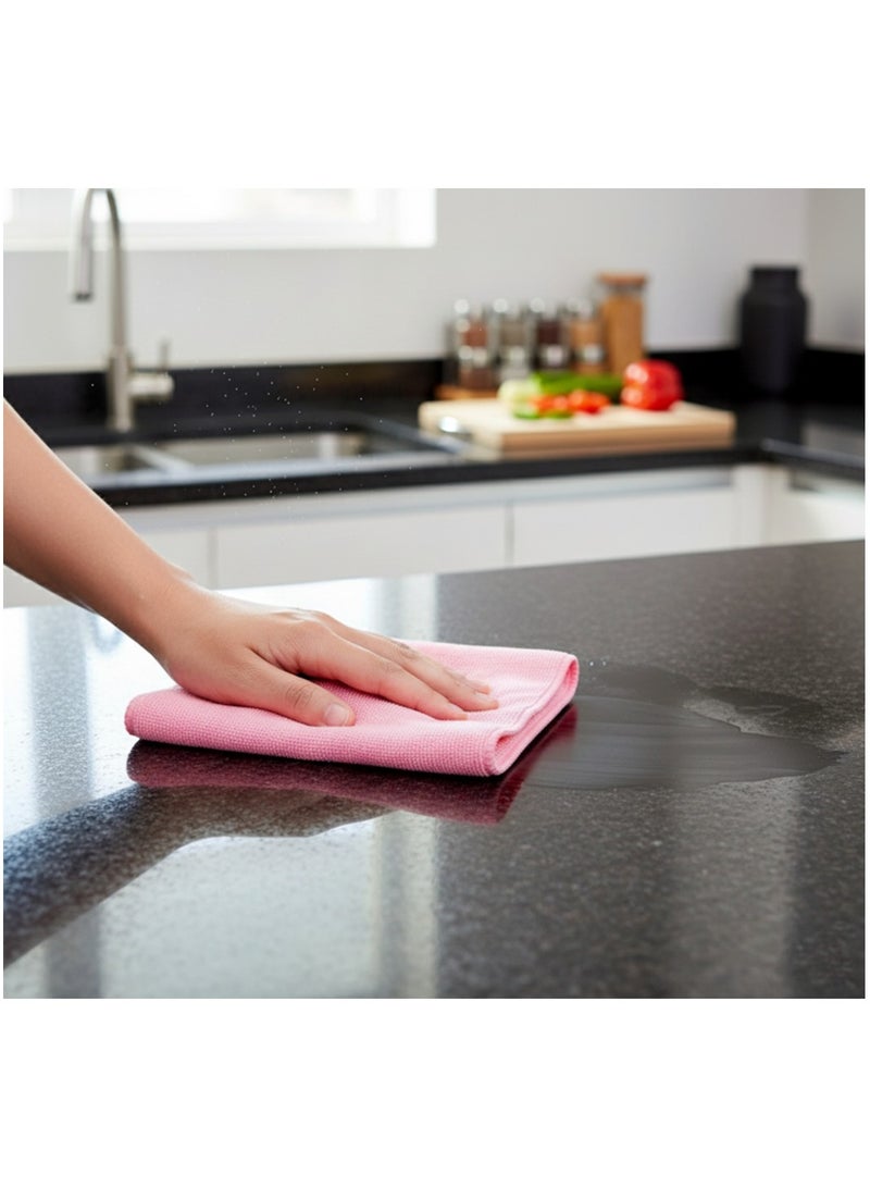 3M Microfiber High Performance Scratch And Lint-Free Reusable Cleaning Cloth - Image 2