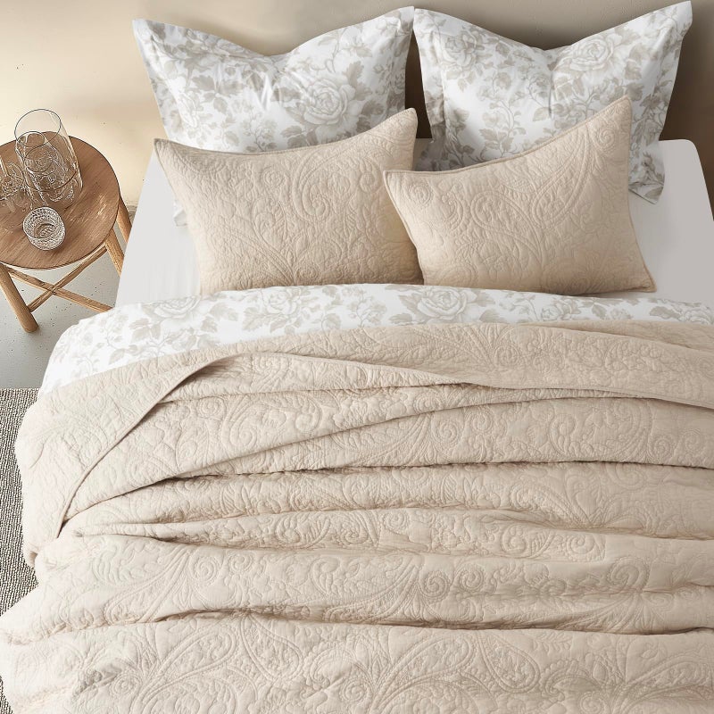 EVERGRACEHOME EVERGRACE 100% Cotton Paisley Quilt Set, King Size 3 Piece Set â€“ Prewashed Lightweight Bedspread with 2 Shams, Soft & Breathable Matelasse Coverlet for All-Season Comfort, Flax Beige - Image 2