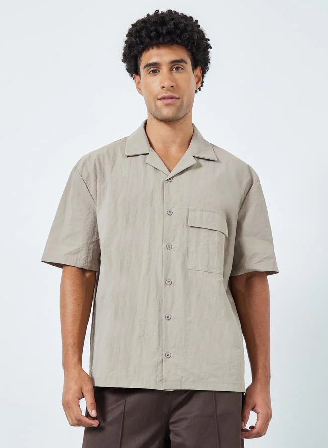 ستايلي قميص واسع بياقة ريزورت