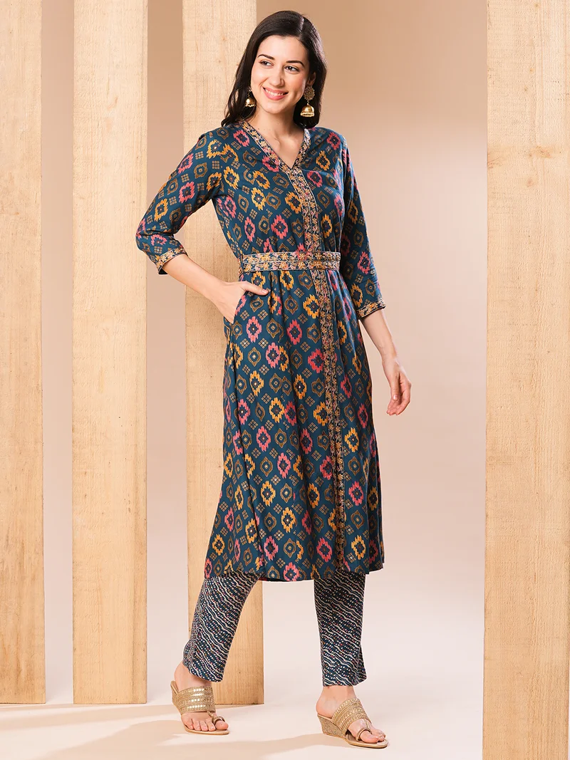 globus Globus Women Blue & Orange Ethnic Motifs Printed Regular Thread Work Kurta With Trousers Festive Set
