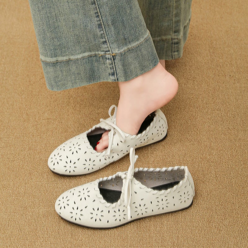 2026 Spring/Summer Vintage Flat Leather Shoes for Women, Lace-Up Hollow-Out Mary Jane Shoes, Breathable Single Shoes, Versatile Granny Shoes - Image 2