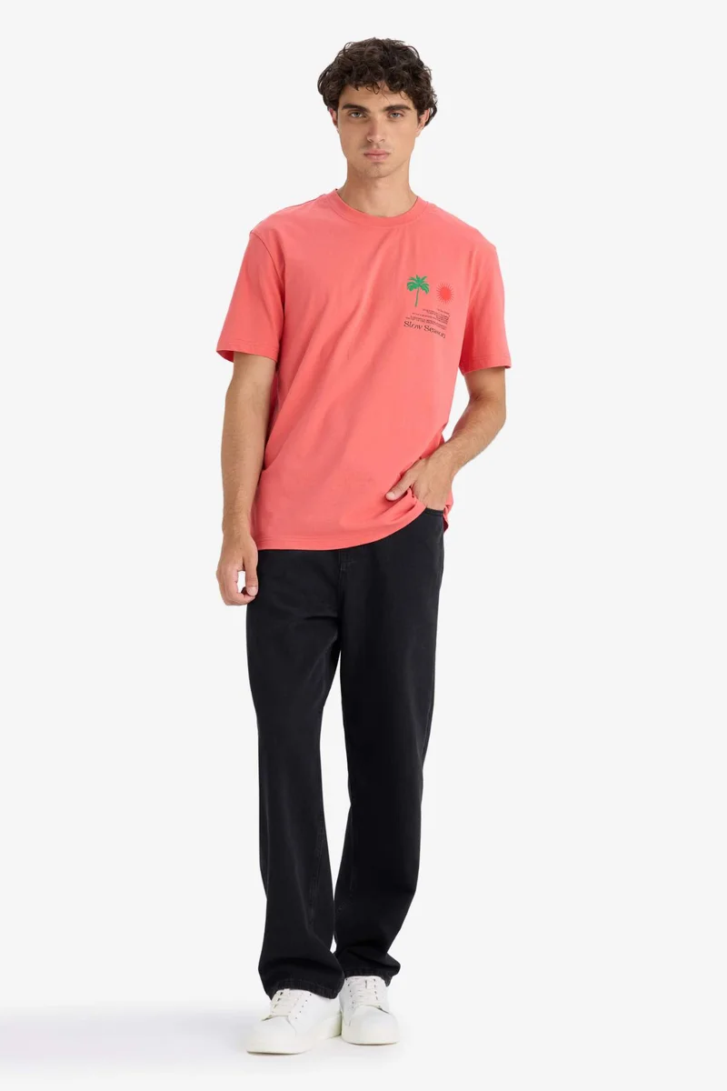 ديفاكتو Regular Fit Crew Neck Printed Short Sleeve T-Shirt