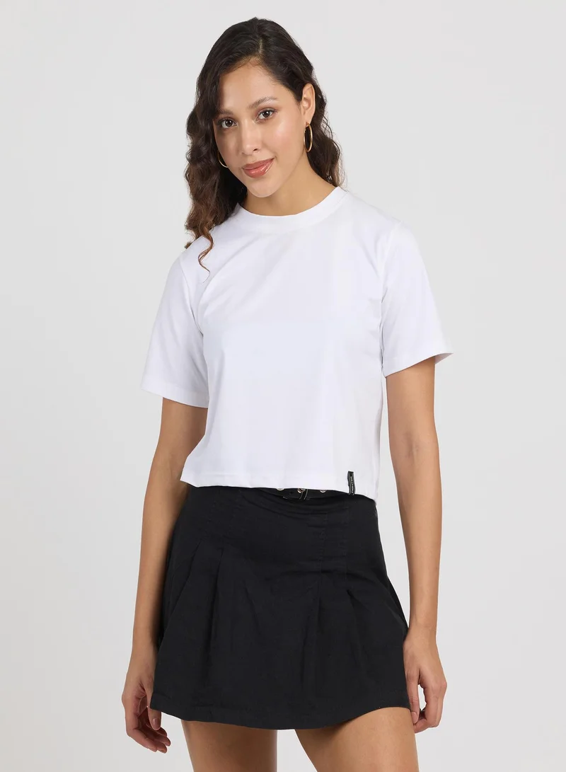 PINACOLADA Women's Daisy White Solid Crop Tee For Casual Wear | Crew Neck | Short Sleeve | Pull On Closure | Top Designed With Comfortable Fit For Woman & Girls