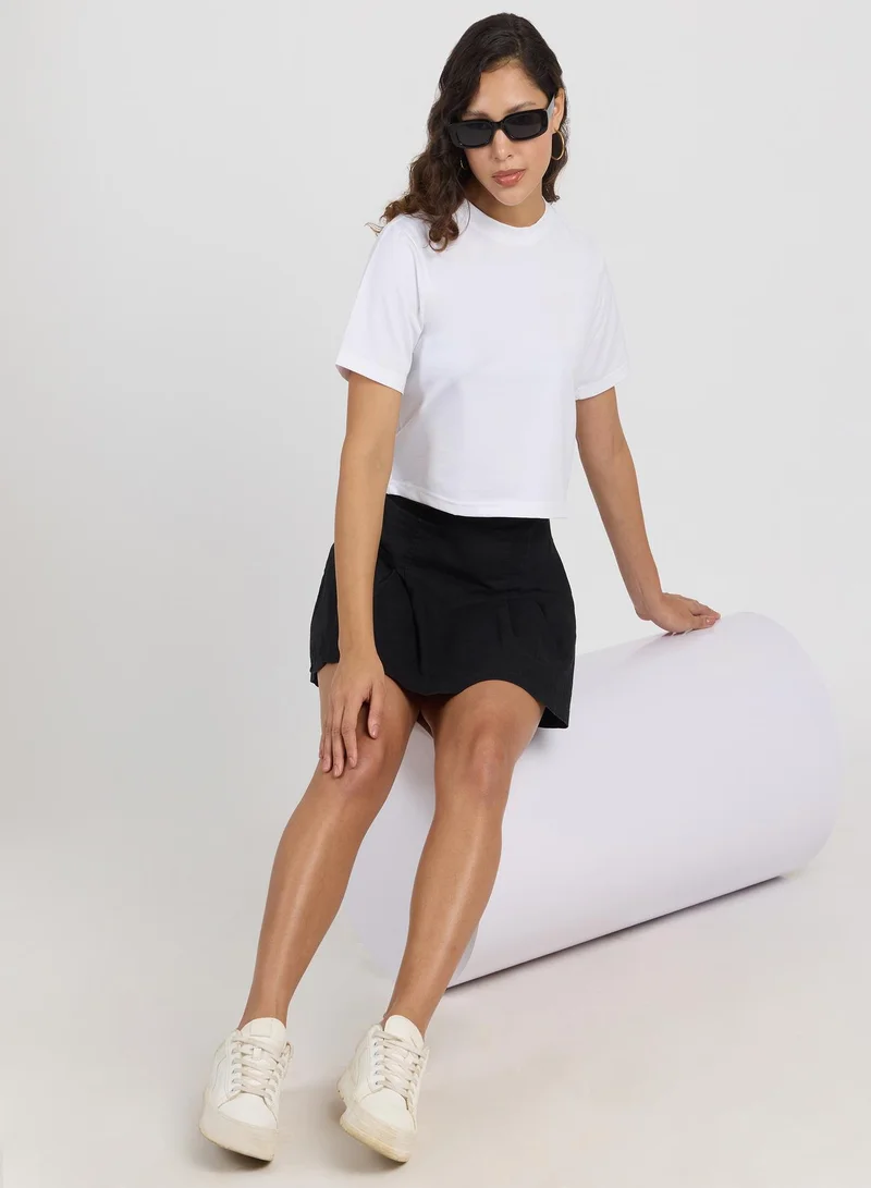 PINACOLADA Women's Daisy White Solid Crop Tee For Casual Wear | Crew Neck | Short Sleeve | Pull On Closure | Top Designed With Comfortable Fit For Woman & Girls