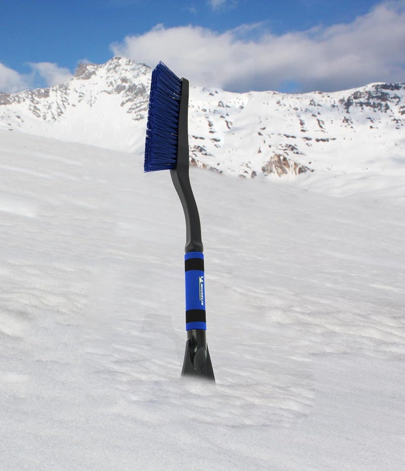Michelin 9491 Ice Sc and Snow Brush with Soft Grip - Image 5
