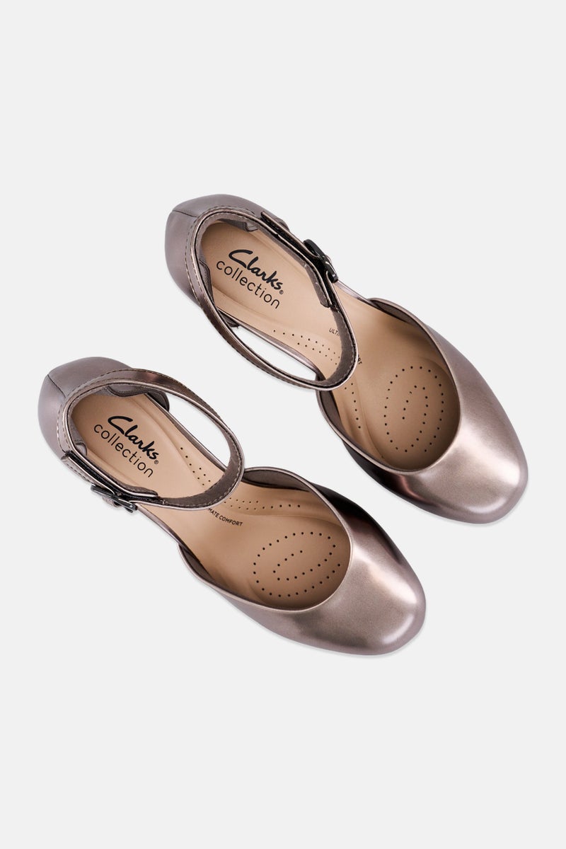 clarks Women Adjustable Buckle Closure Casual Pumps, Grey - Image 4