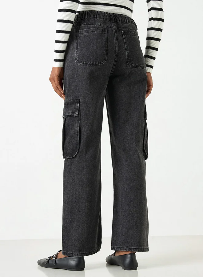 تواكستريمز بنطلون جينز كارجو سادة واسع الساقين بجيوب من توإكستريمز