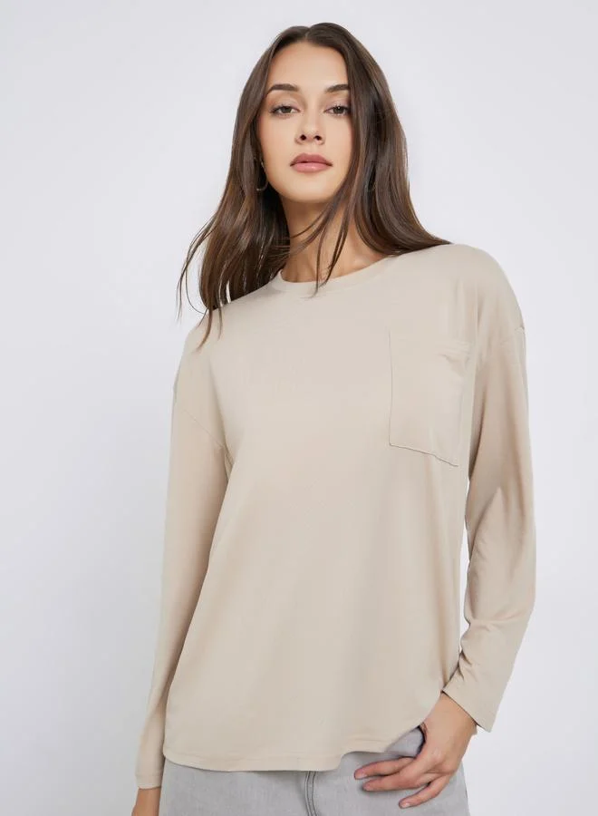 ستايلي تيشيرت سادة واسع بجيب امامي