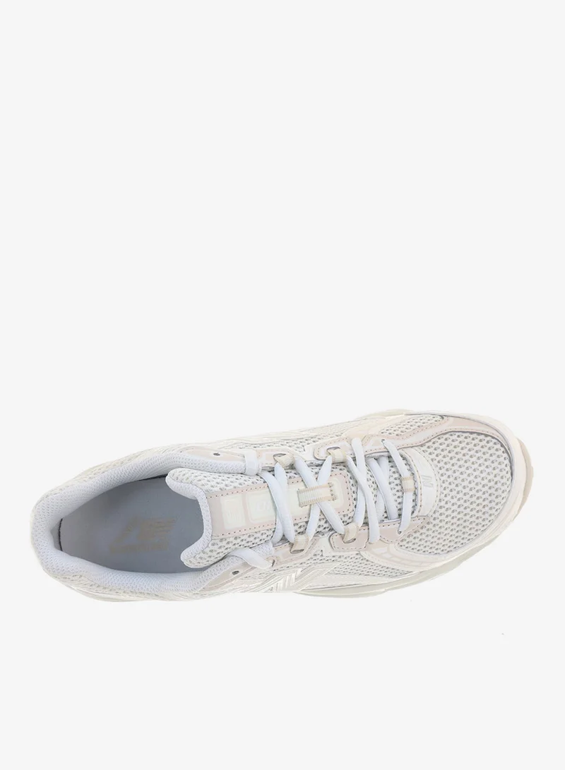 New Balance 740 Sneakers