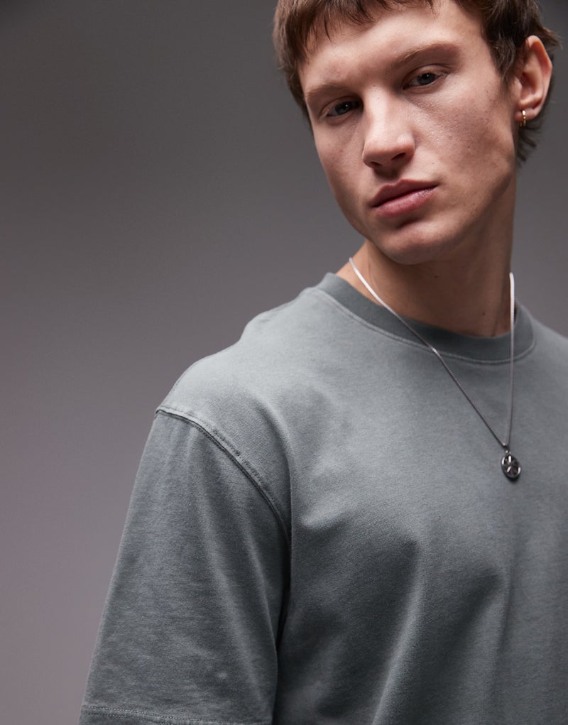 توب مان تيشيرت مطبوع بياقة دائرية وقصة واسعة - Image 3