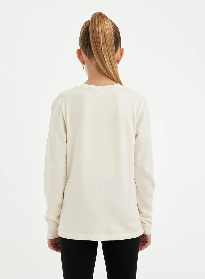 ديفاكتو تيشيرت بأكمام طويلة مطبوع بياقة دائرية بقصة مريحة