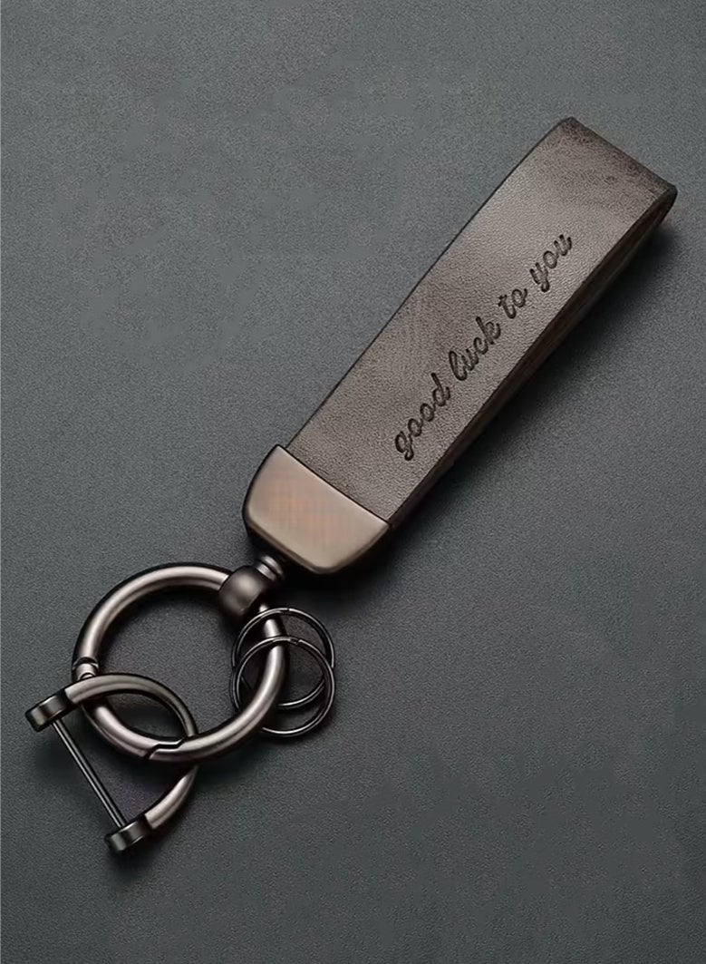 سلسلة مفاتيح سيارة من الجلد الصناعي (PU) مكونة من 3 قطع مع مشبك معدني، حامل مفاتيح فاخر ومتين للرجال والنساء، هدية أنيقة بلون موحد لمفاتيح السيارة - Image 4