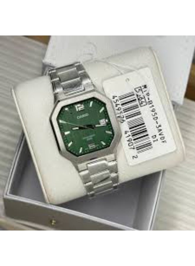 Casio Analog Men's Watch MTP-B195D-3AVDF, 46.5 mm Textured Green Dial - Image 2