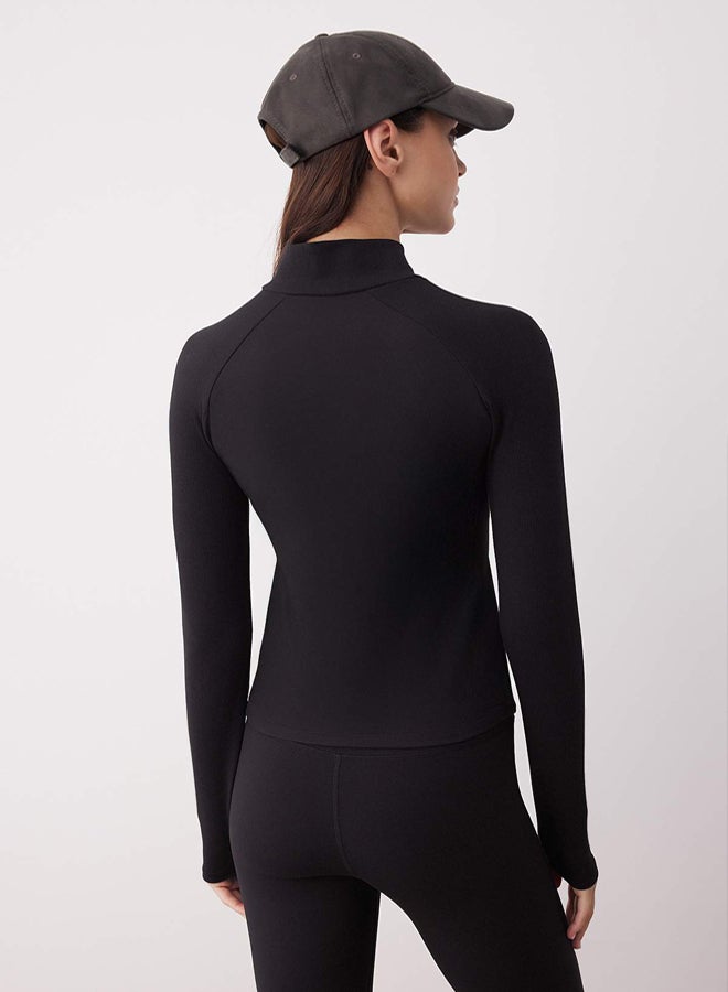 trendyol Black Diver/Scuba Fabric Zippered Knitted Sports Sweatshirt - Image 4