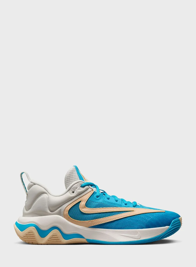 Nike Giannis Immortality 3