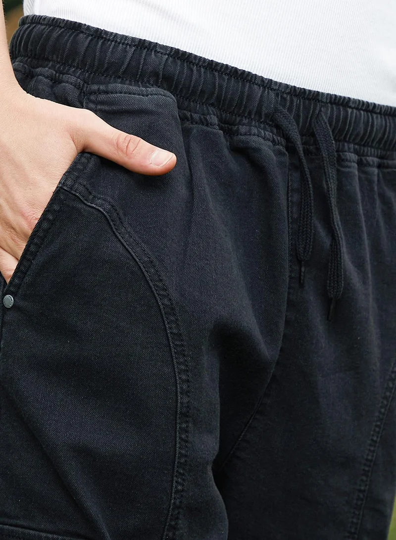 Campus Sutra  Men's Midnight Black Straight-Fit Utility Denim Jeans For Casual Wear | Mid-Rise | Dark-Wash | Drawstring Closure | Denim Jeans Crafted With Comfort Fit For Everyday Wear for Men | Best Price UAE