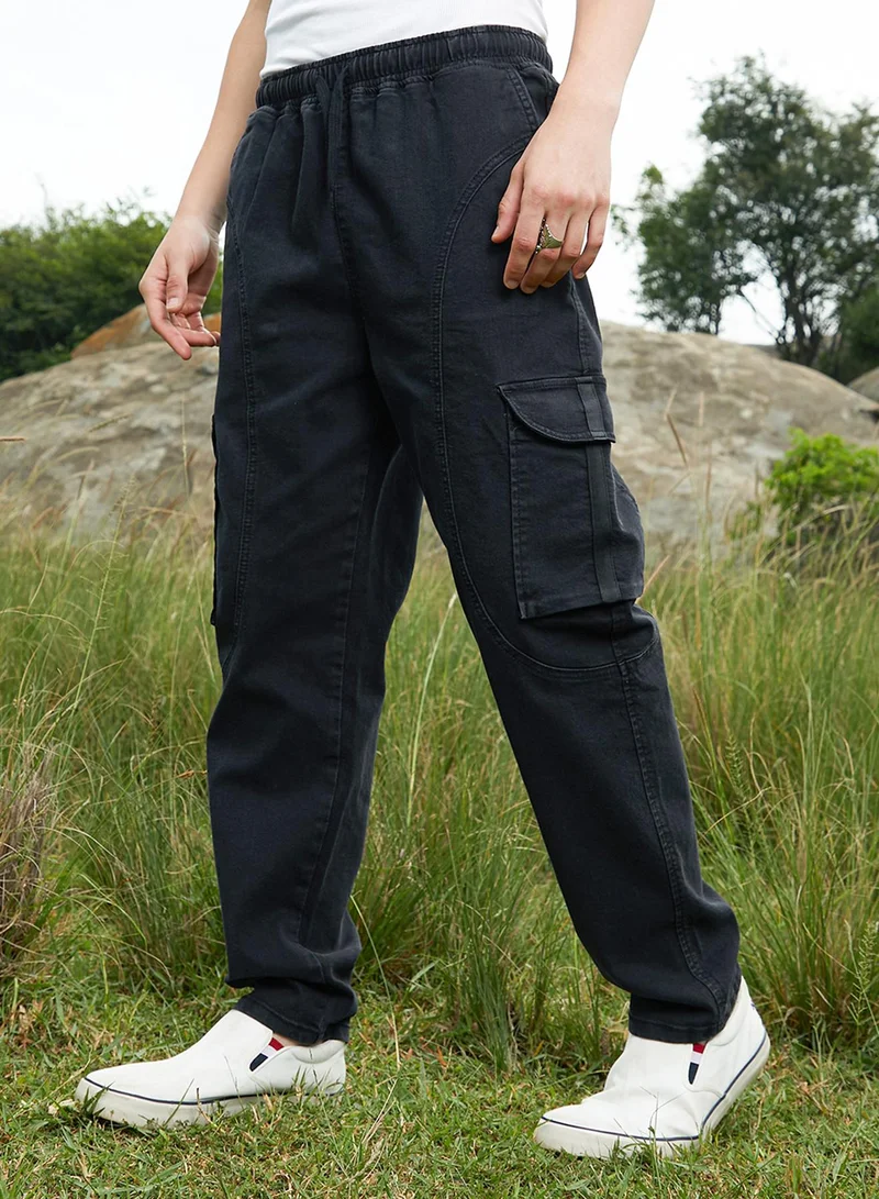 Campus Sutra  Men's Midnight Black Straight-Fit Utility Denim Jeans For Casual Wear | Mid-Rise | Dark-Wash | Drawstring Closure | Denim Jeans Crafted With Comfort Fit For Everyday Wear for Men | Best Price UAE