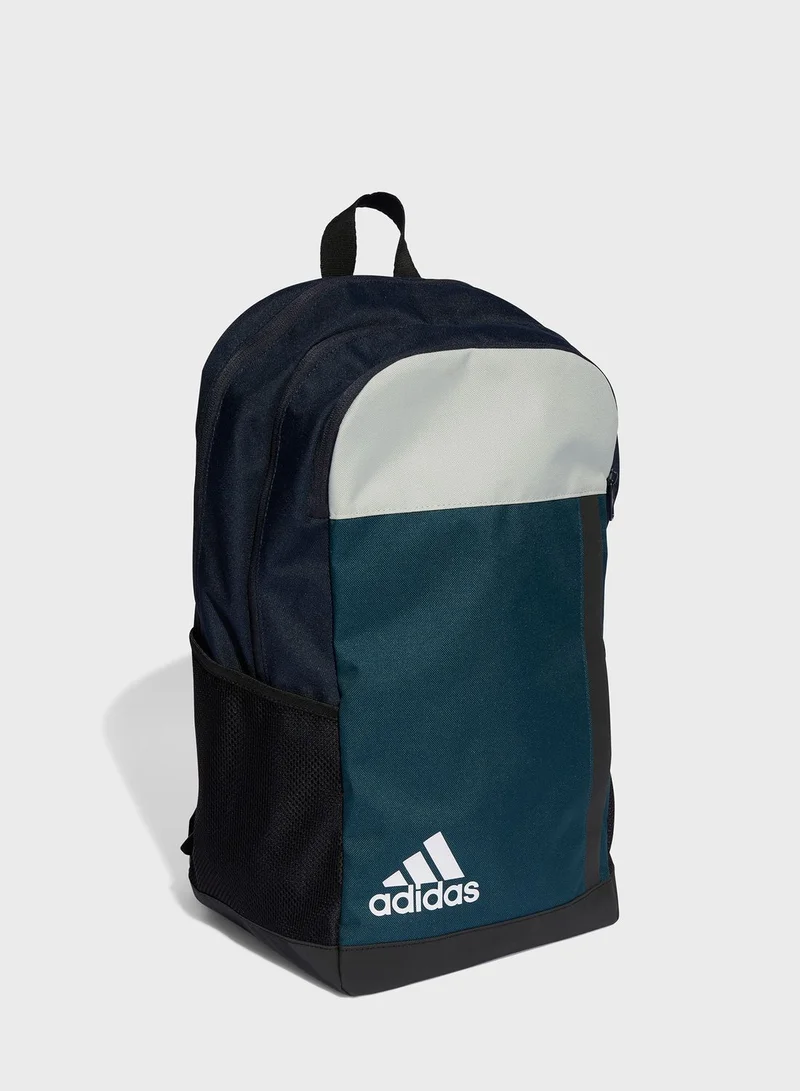 adidas شنطة ظهر كلاسيكية