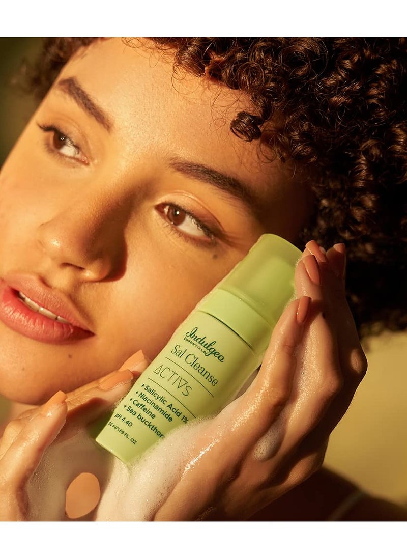 Indulgeo ESSENTIALS Indulgeo Essentials 1% Salicylic Acid Foaming Face Wash for Remove Excess Oil Oily Skin 50ml  - Image 3