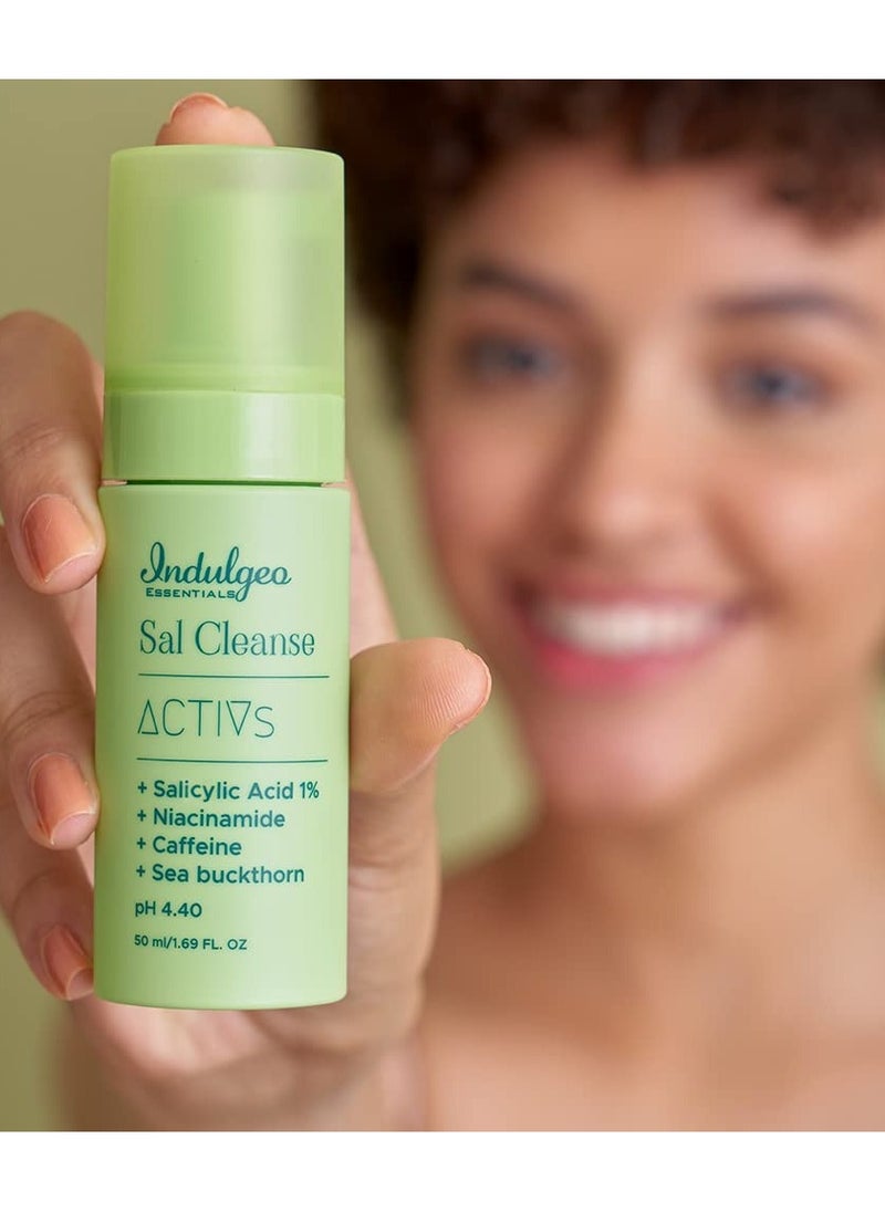 Indulgeo ESSENTIALS Indulgeo Essentials 1% Salicylic Acid Foaming Face Wash for Remove Excess Oil Oily Skin 50ml  - Image 4