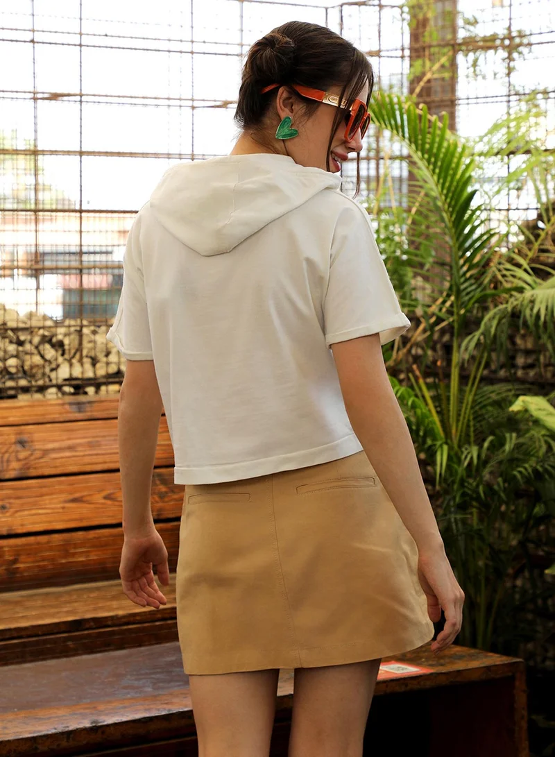 PINACOLADA Women's Chalk White Solid Crop Top
