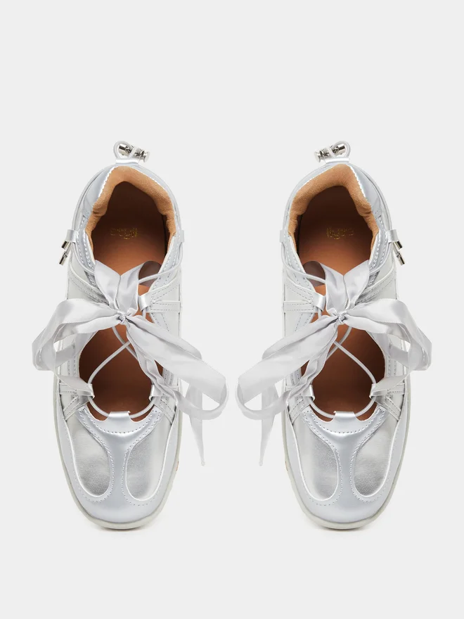 Styli silver Women Silver Metallic Sneakers for Women | Best Price UAE