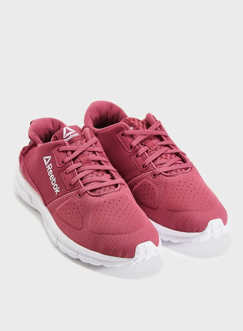 Reebok Aim MT