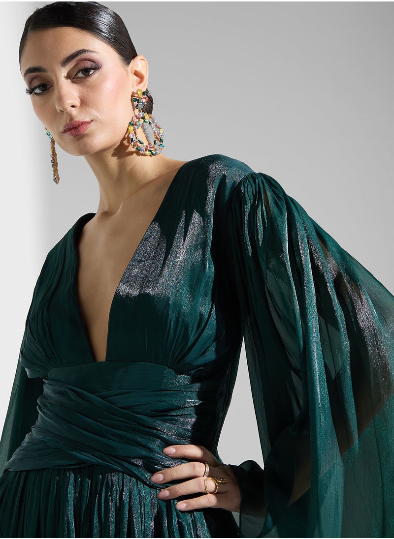 Namshi x Deep Neck Dress With Slit  - Image 3